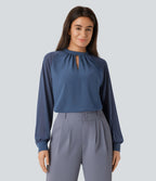 Blouse de travail à col montant avec dos ajouré, manches raglan et empiècements en mesh contrastant
