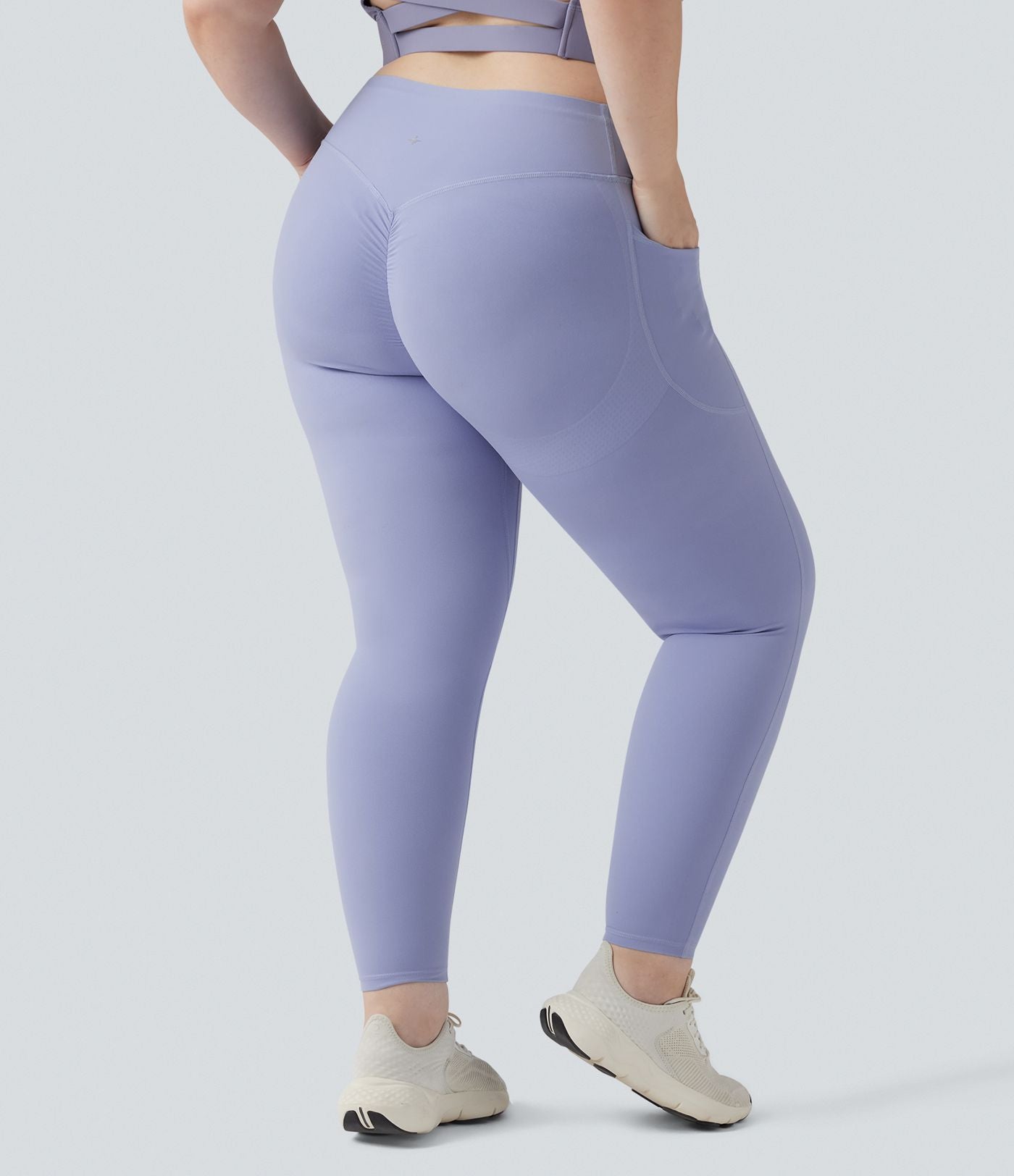 Legging d'entraînement gainant galbant taille haute grande taille avec effet scrunch et poches Halara UltraSculpt™