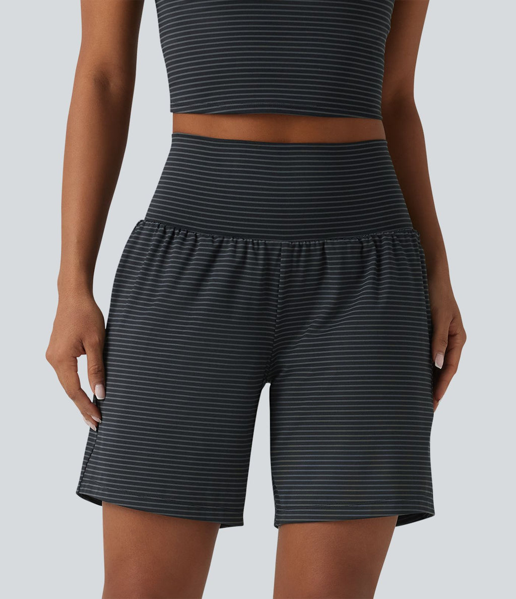 Short yoga 2-en-1 à rayures taille super haute 17,5 cm avec poches