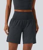 Short yoga 2-en-1 à rayures taille super haute 17,5 cm avec poches