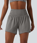 Short de yoga SoftlyZero™ Airy taille très haute 2-en-1 effet frais InstantCool 12,5 cm avec poches