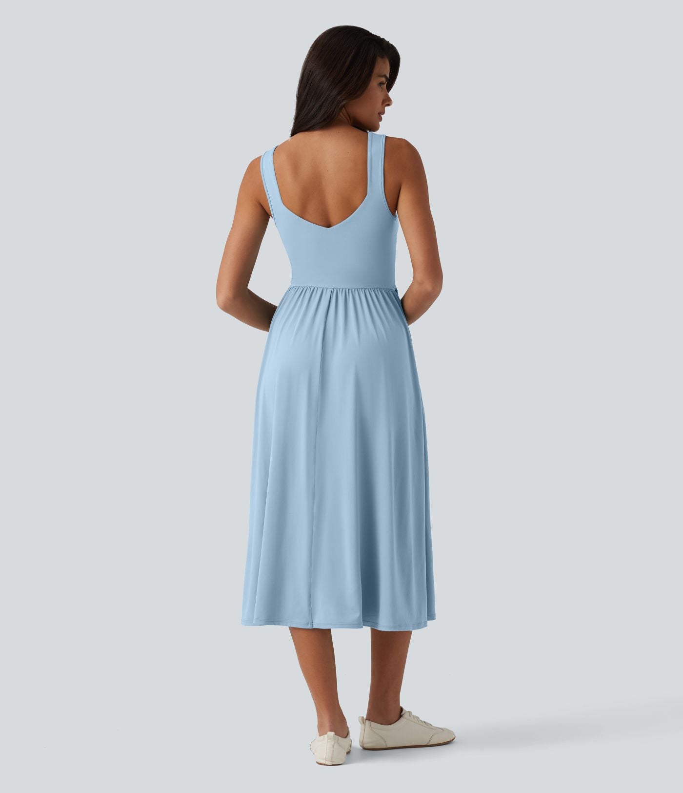 Robe midi fluide sans manches dos croisé, avec brassière intégrée (Bonnets E-G) et poches