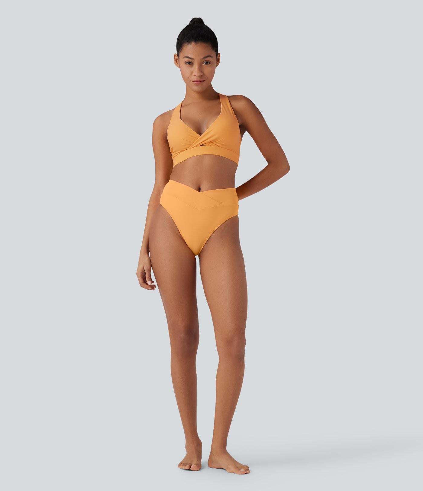Haut de maillot de bain bikini plage et ville dos nu entrecroisé avec boucle réglable