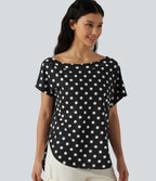 Top casual à pois épaule dénudée à manches courtes avec ourlet incurvé asymétrique et brassière intégrée
