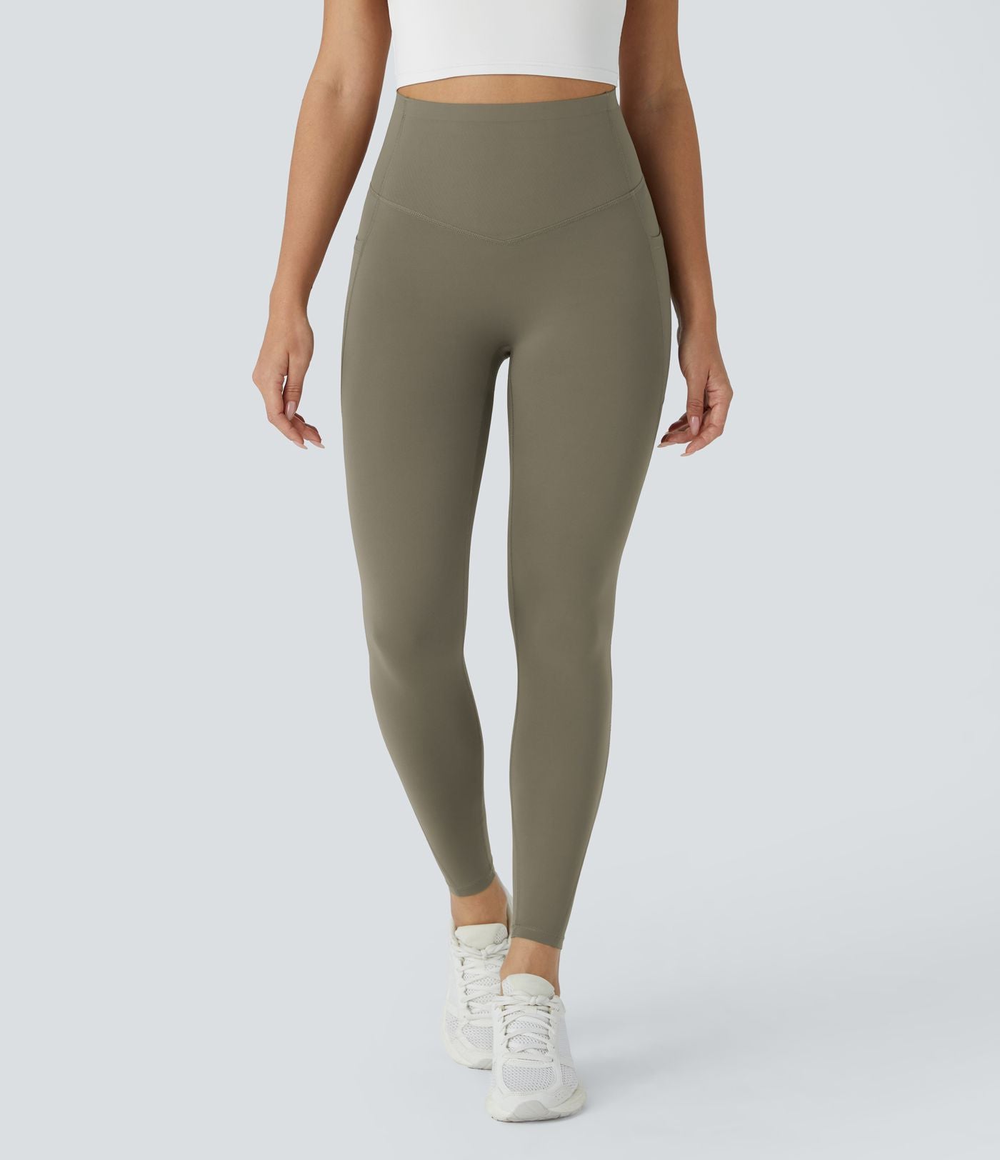 Legging d'entraînement gainant galbant taille haute avec poches Halara UltraSculpt™