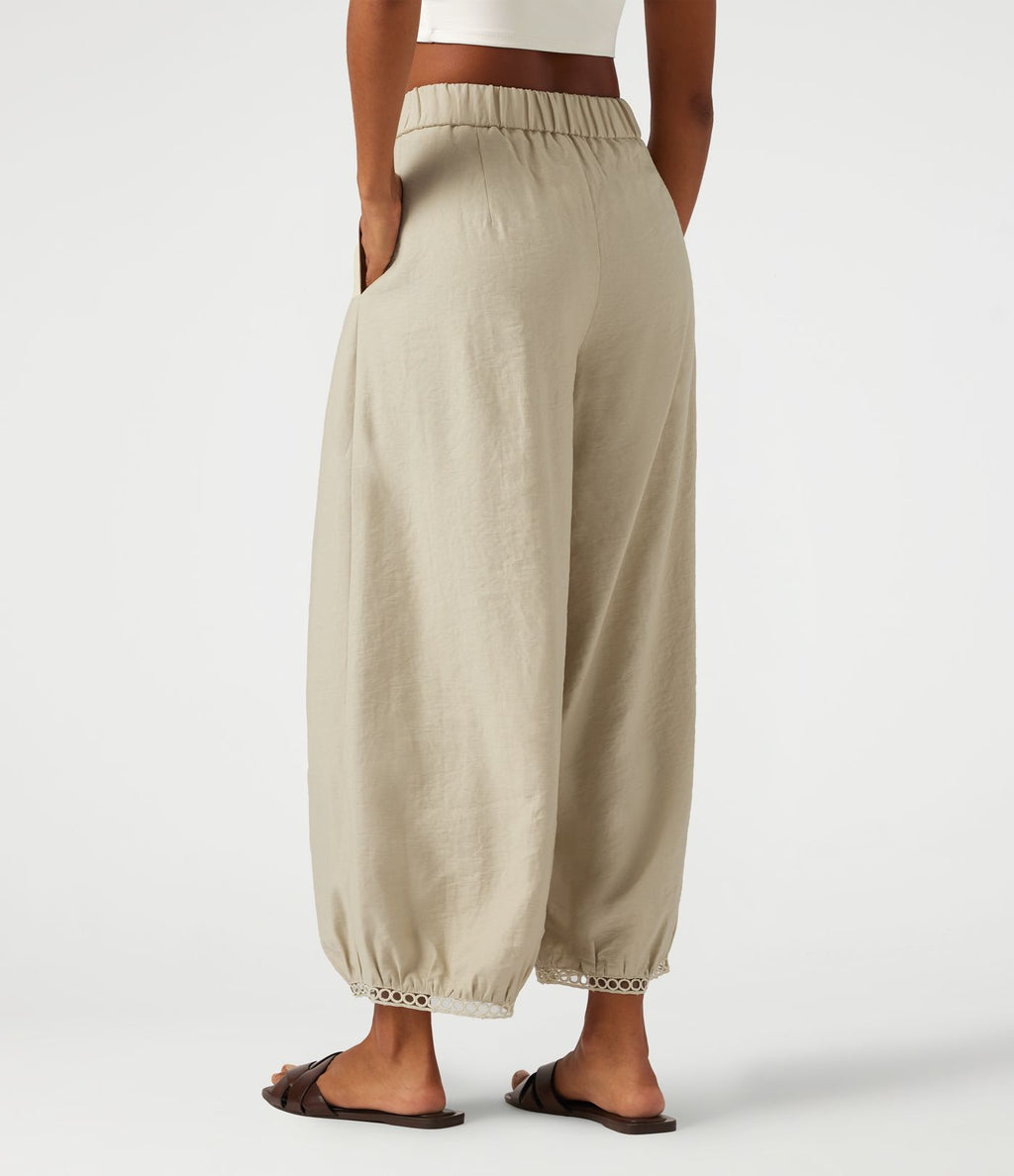Pantalon casual barrel longueur 7/8 taille mi-haute à bordure ajourée avec poches