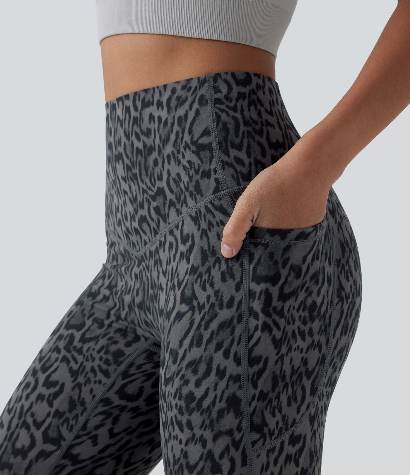 Legging corsaire d'entraînement taille haute gainant imprimé léopard Halara UltraSculpt™ avec poches