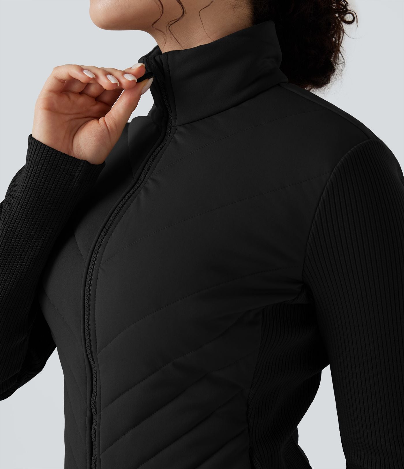 Veste matelassée décontractée à col montant et coupe ajustée, côtelée et contrastée, avec poches