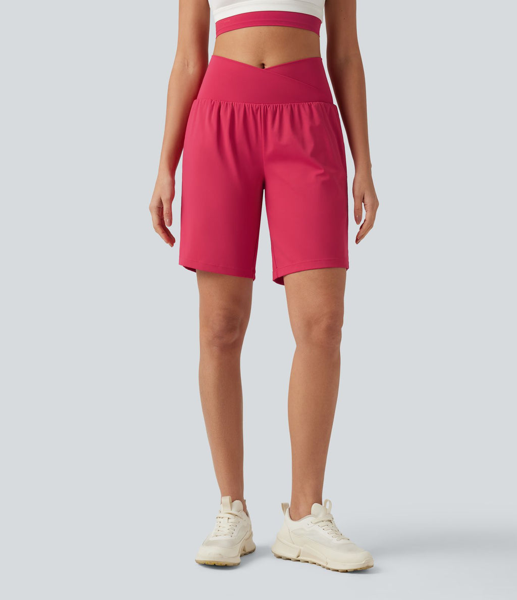 Short de yoga 2-en-1 taille haute croisée en SoftlyZero™ Airy à effet frais InstantCool 22,9 cm avec poches