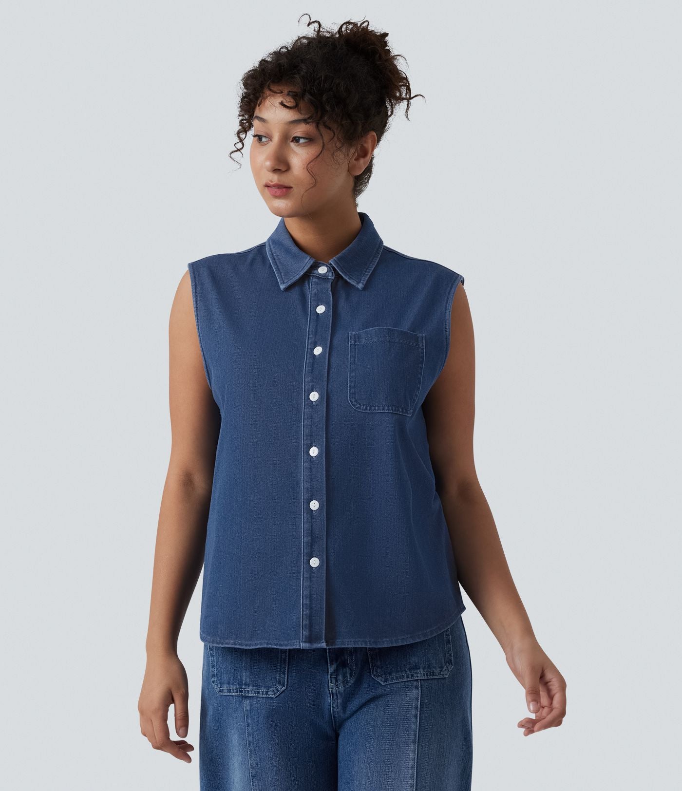 Halara Flex™ Chemise décontractée sans manches en denim avec poche
