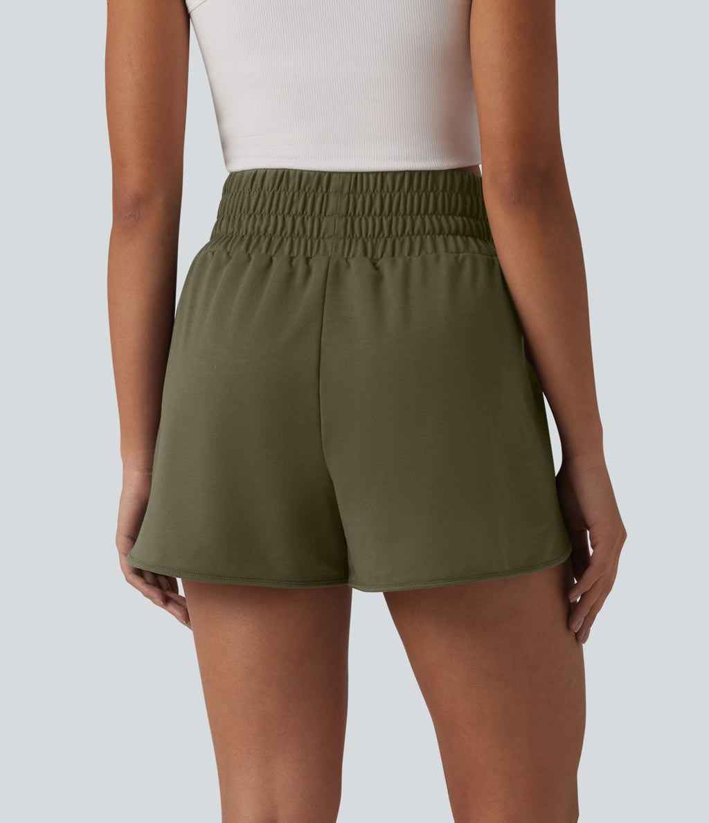 Short sweat décontracté taille haute à ourlet arrondi 7,5 cm avec poches