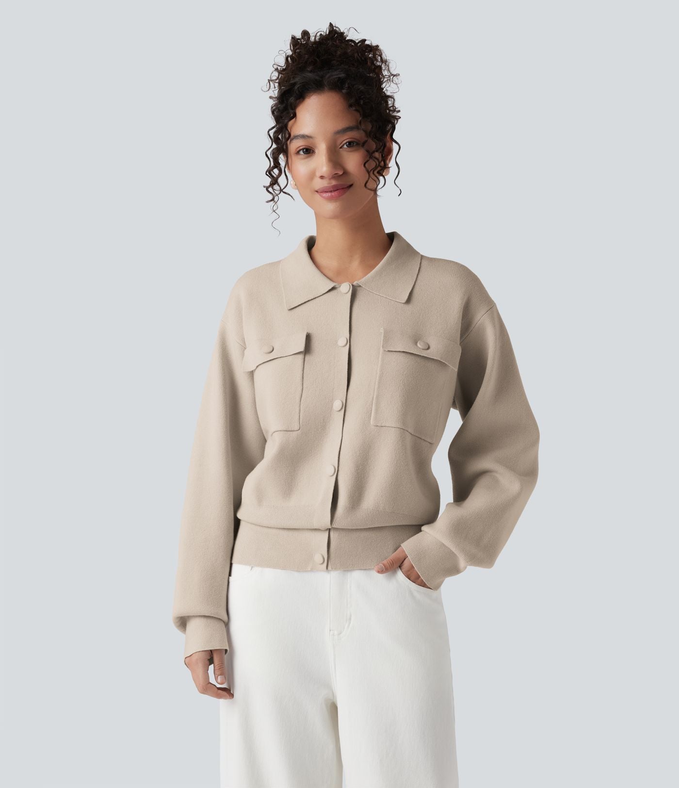 Pull décontracté à col chemise avec poches poitrine boutonnées