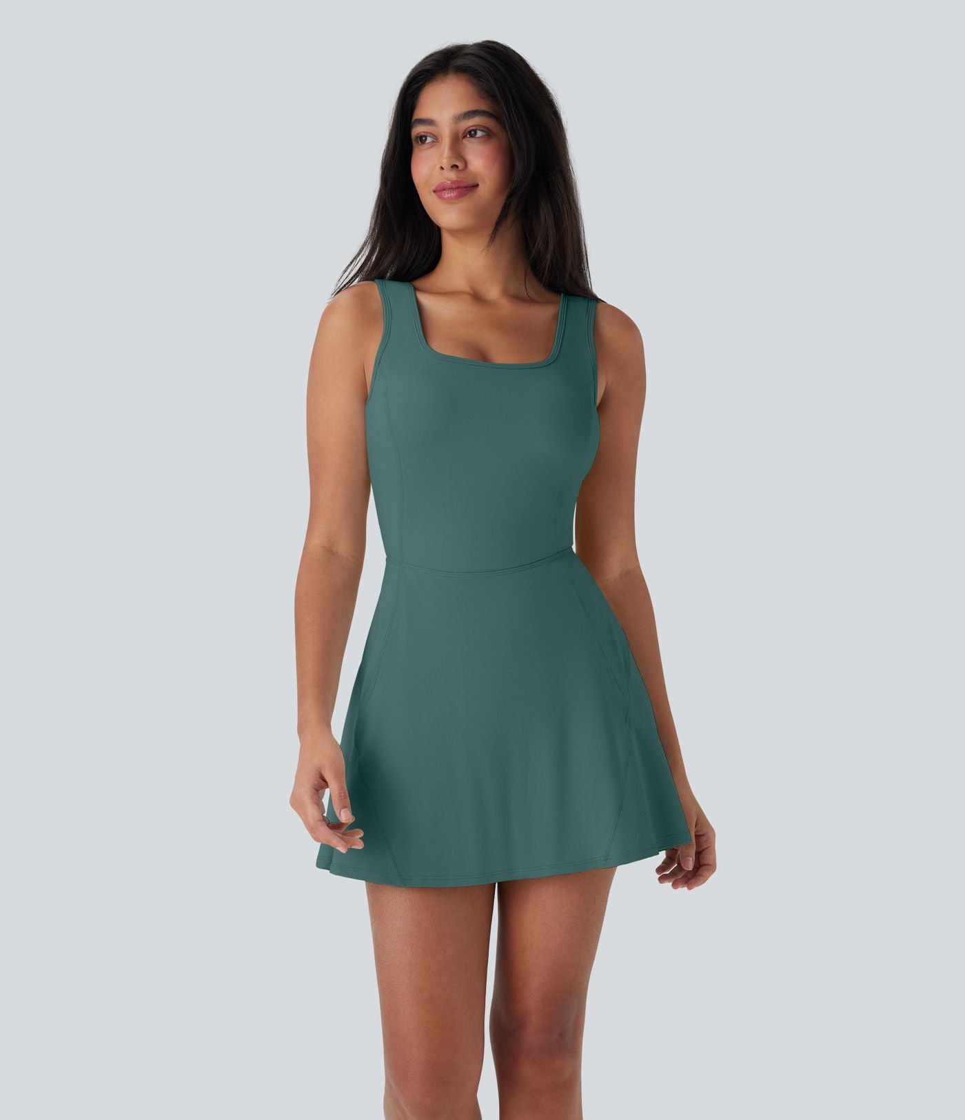 Robe SoftlyZero™ Airy de danse mini 2-en-1 dos nu, col U, bretelles croisées, poches latérales et effet frais InstantCool, accès facile Easy Peasy