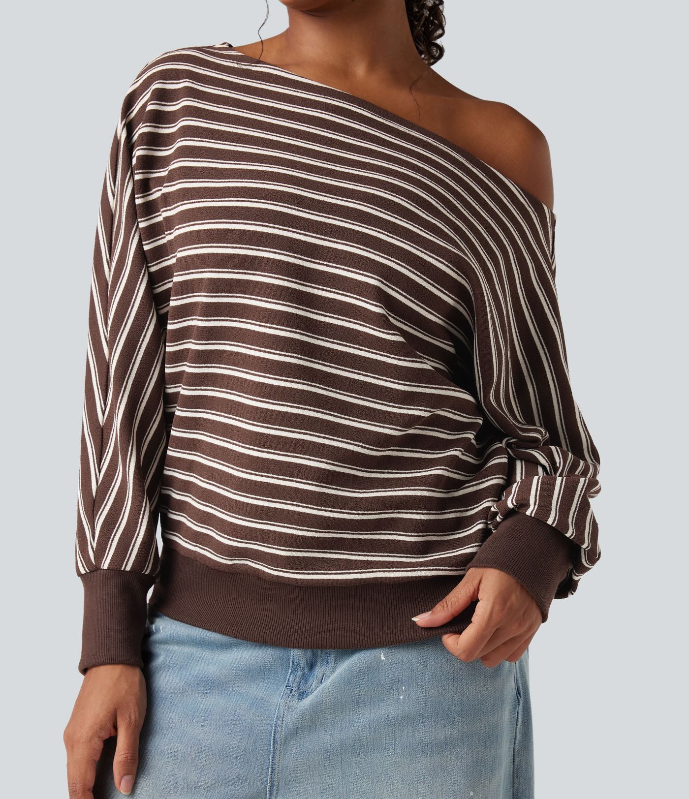 Sweat-shirt rayé épaules dénudées manches longues coupe décontractée