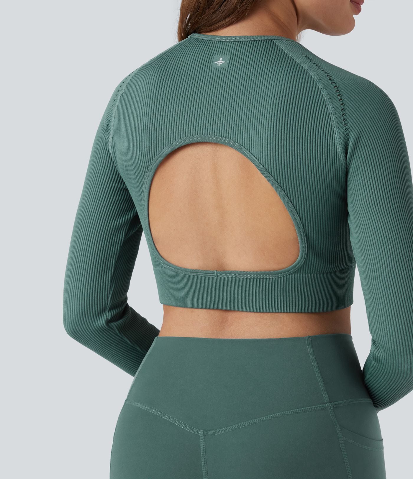 OneForm Seamless Flow Top de sport court yoga dos nu à manches longues raglan avec passants pouces