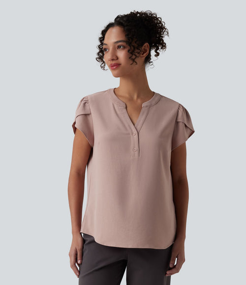 Blouse de travail col V manches pétales courtes