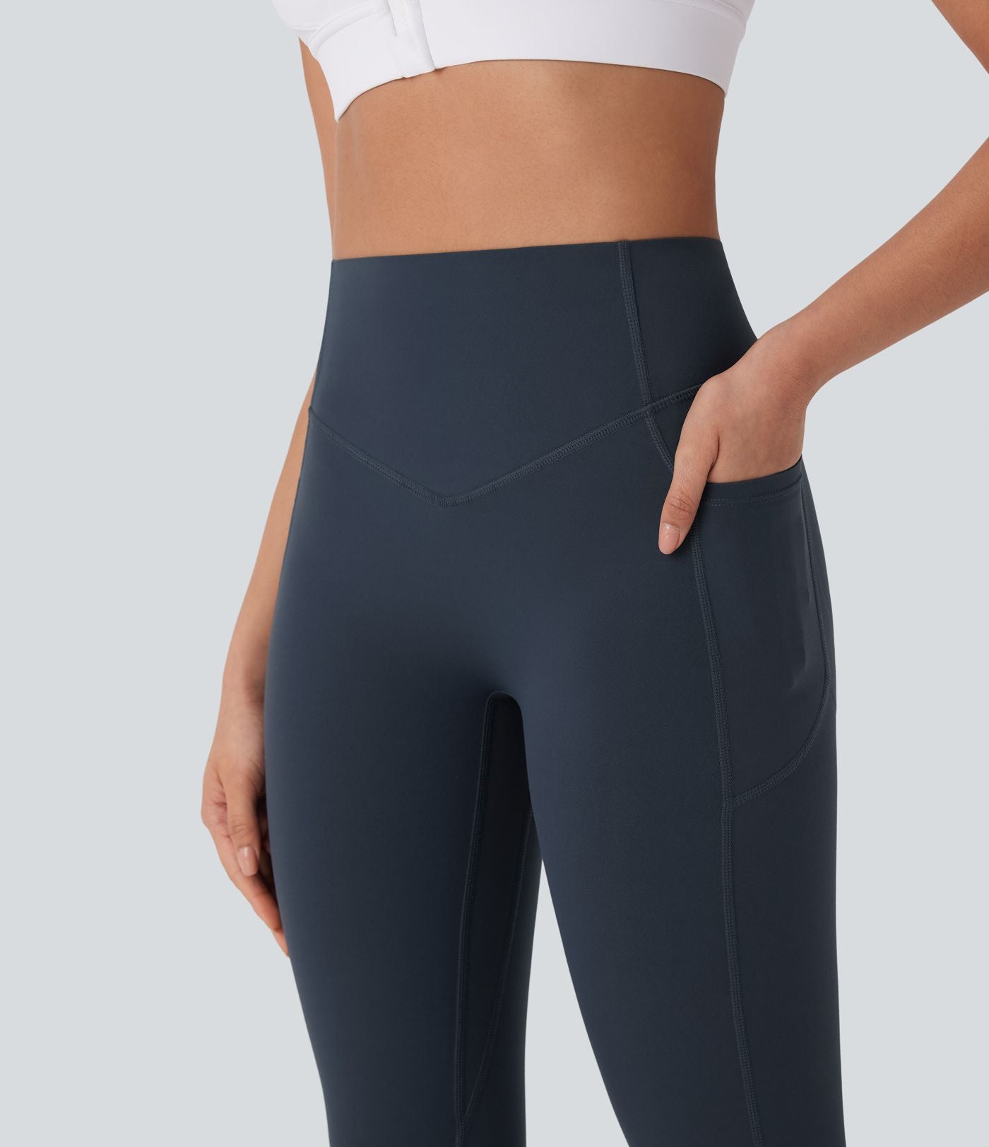 Legging de yoga gainant galbant taille haute avec fronces et poches Halara UltraSculpt™