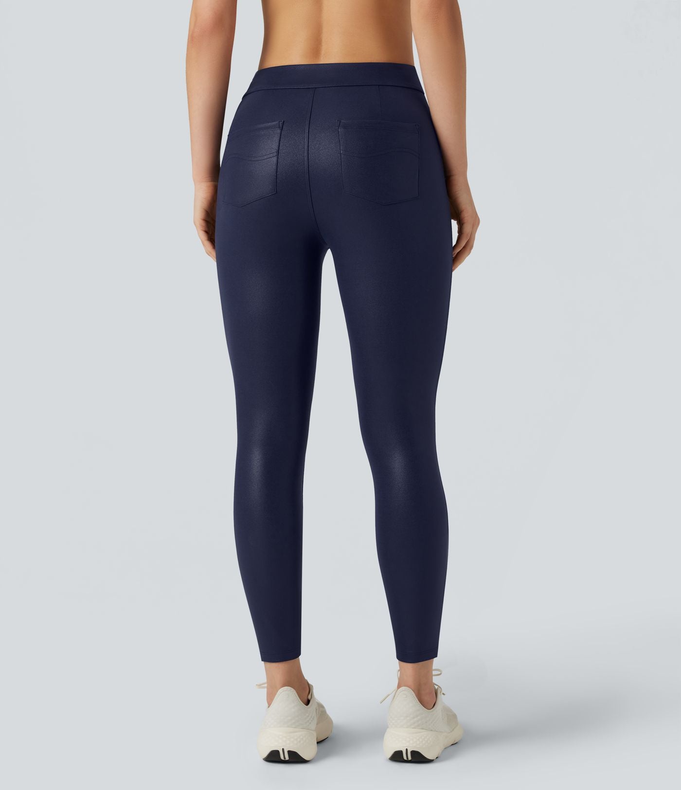 Pantalon de yoga gainant taille haute brillant effet cuir avec poches Halara Ultrasculpt™