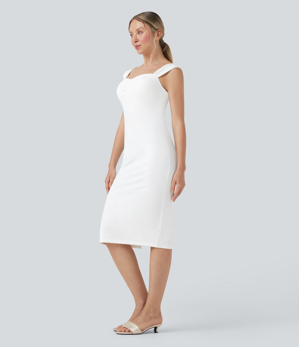 Robe moulante mi-longue décolleté cœur