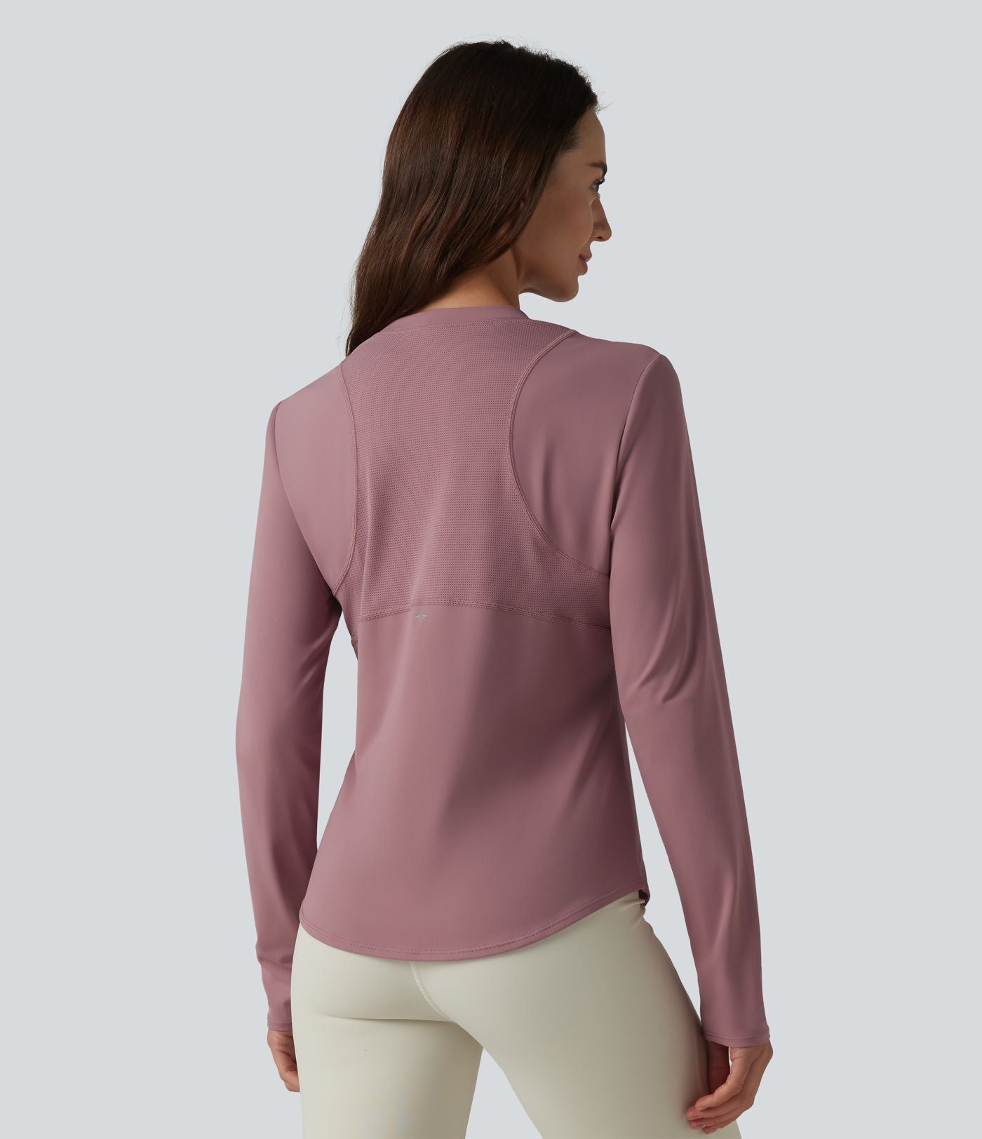 Haut de sport à col rond manches longues ourlet arrondi œillets effet frais InstantCool séchage rapide UPF50+