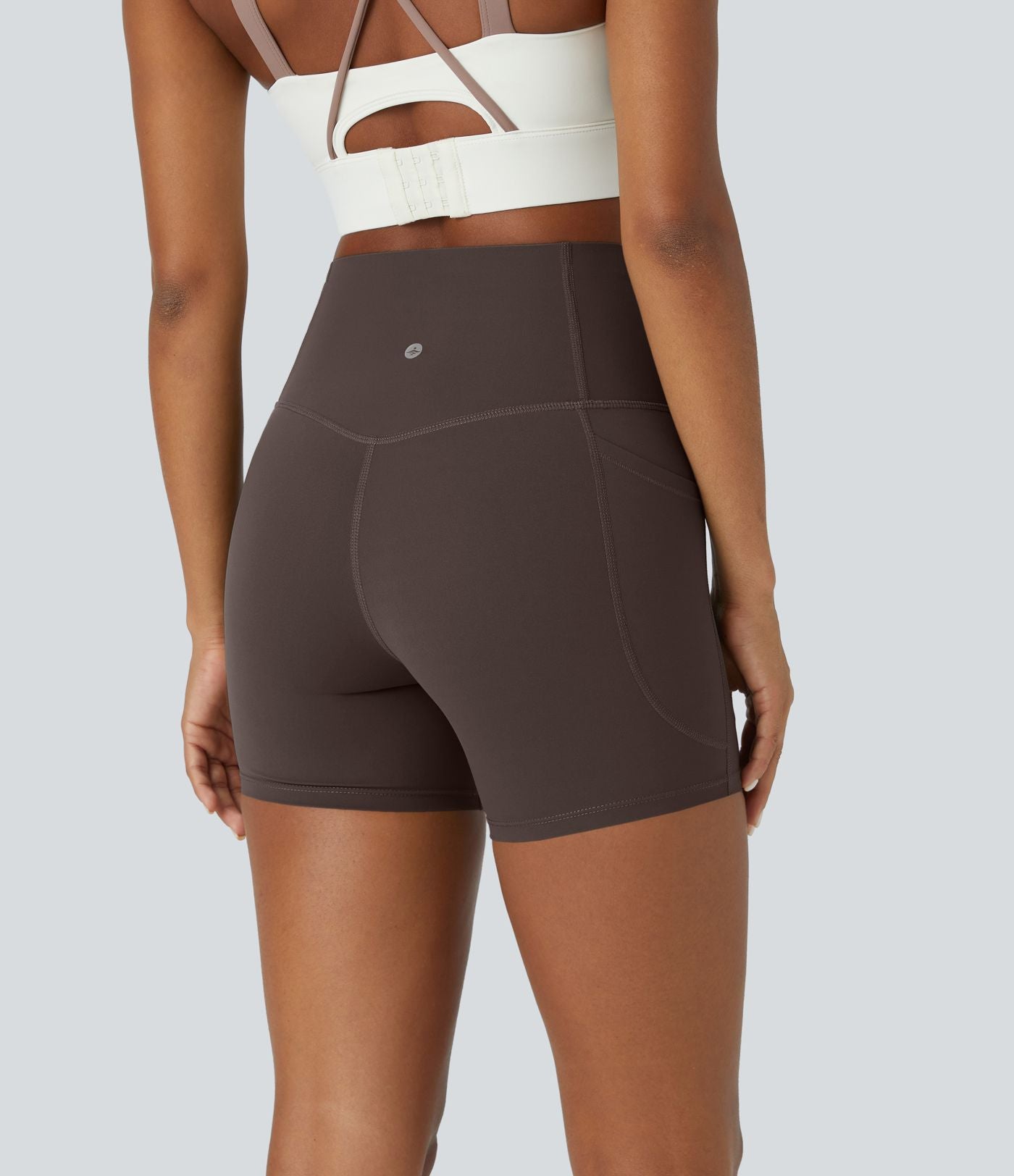 Short cycliste d'entraînement gainant taille haute UltraSculpt™ SoCinched à poches latérales 12,5 cm