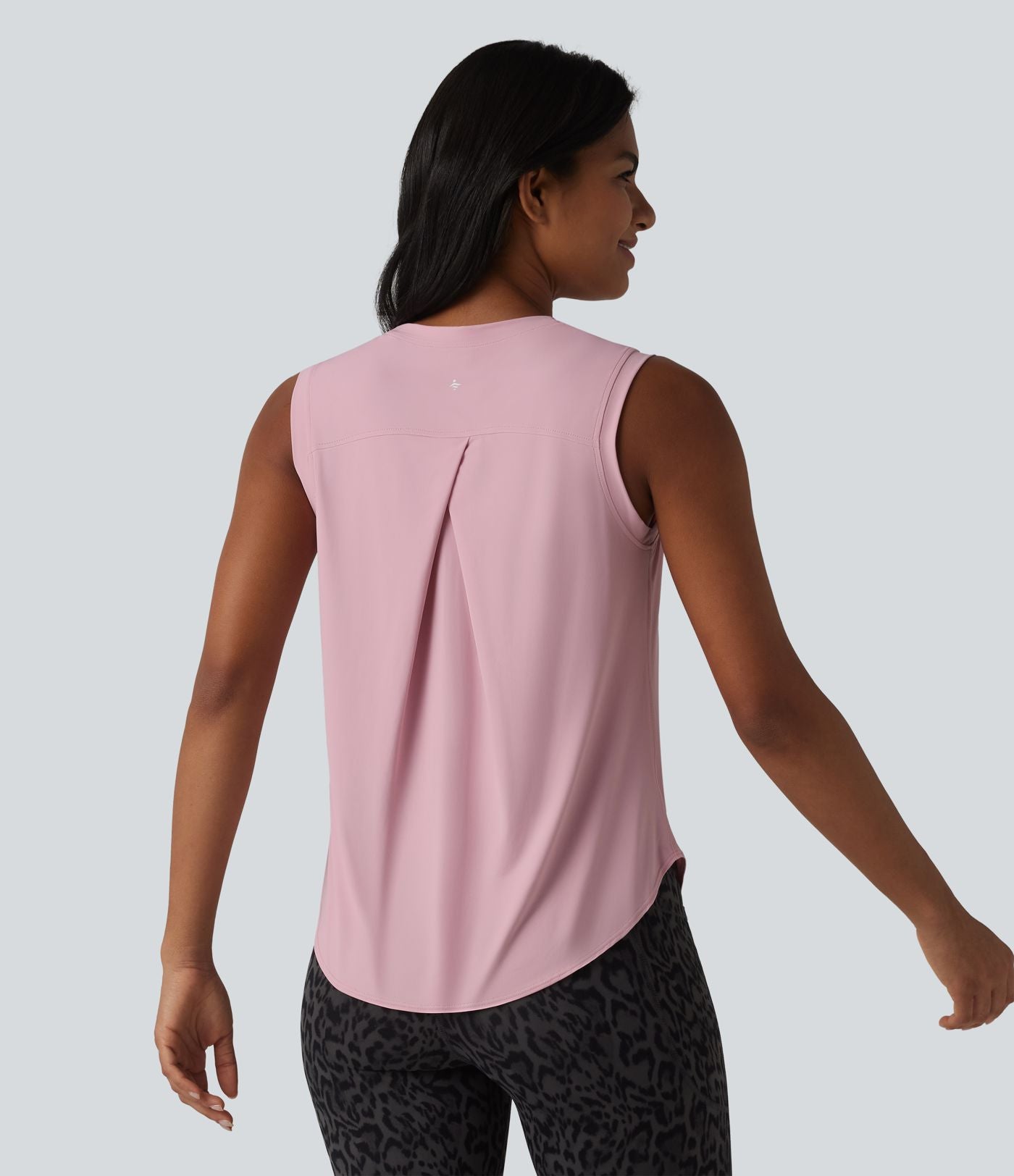 Débardeur de sport à col rond et ourlet arrondi, doux au toucher, protection solaire UPF50+