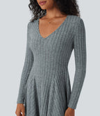 Robe décontractée mini évasée maille côtelée col V manches longues