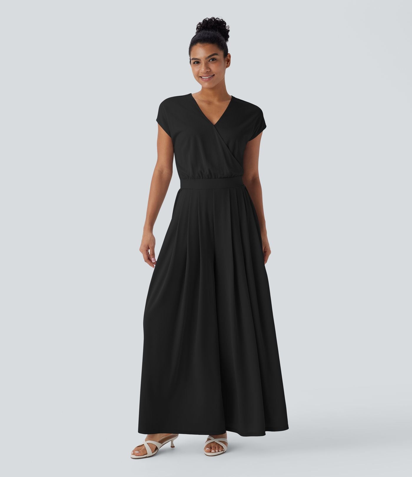 Combinaison fluide en tissu gaufré, col V, manches courtes, jambes larges et poches latérales - Easy Peasy Edition