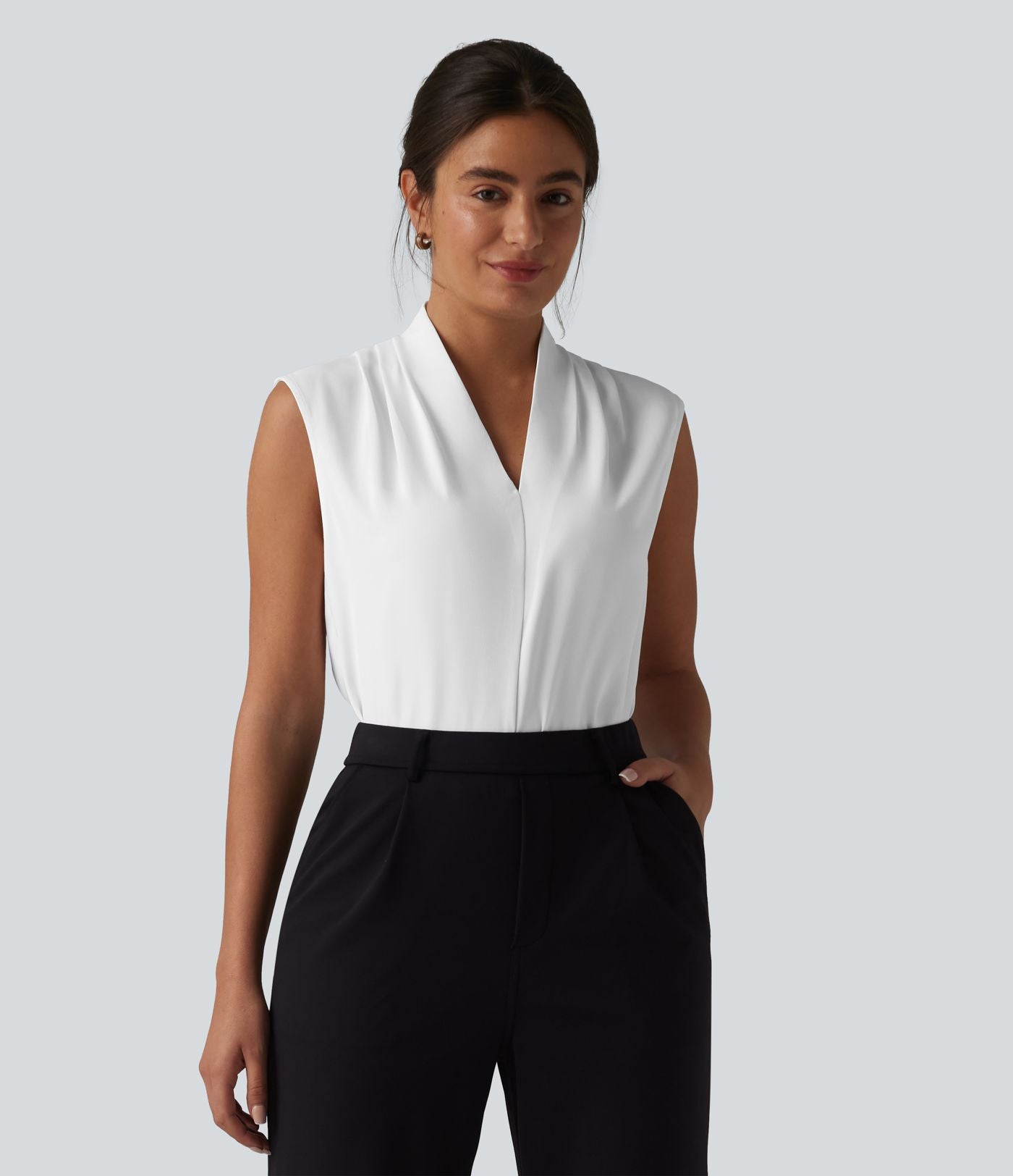 Body tailleur sans manches col V