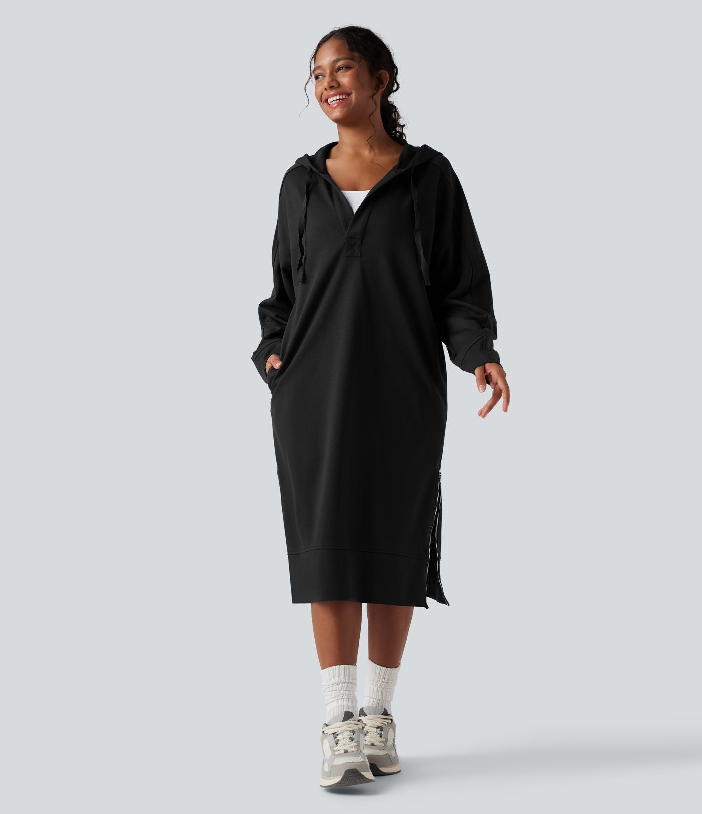 Robe sweat midi à capuche avec cordon de serrage et zip à l'ourlet à manches longues avec poches