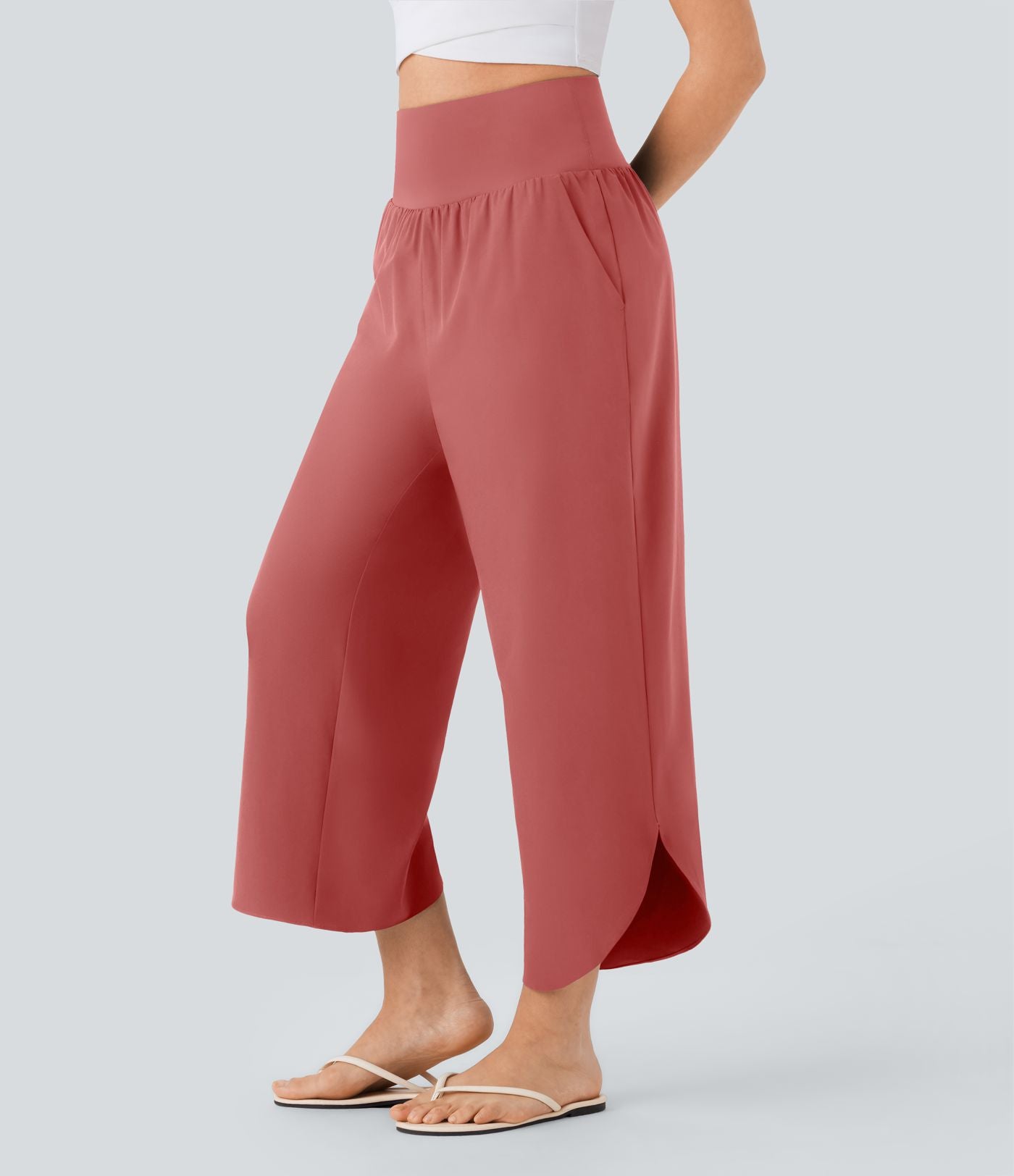Pantalon fluide resort Breezeful™ à séchage rapide, coupe fendue et effet ventre plat