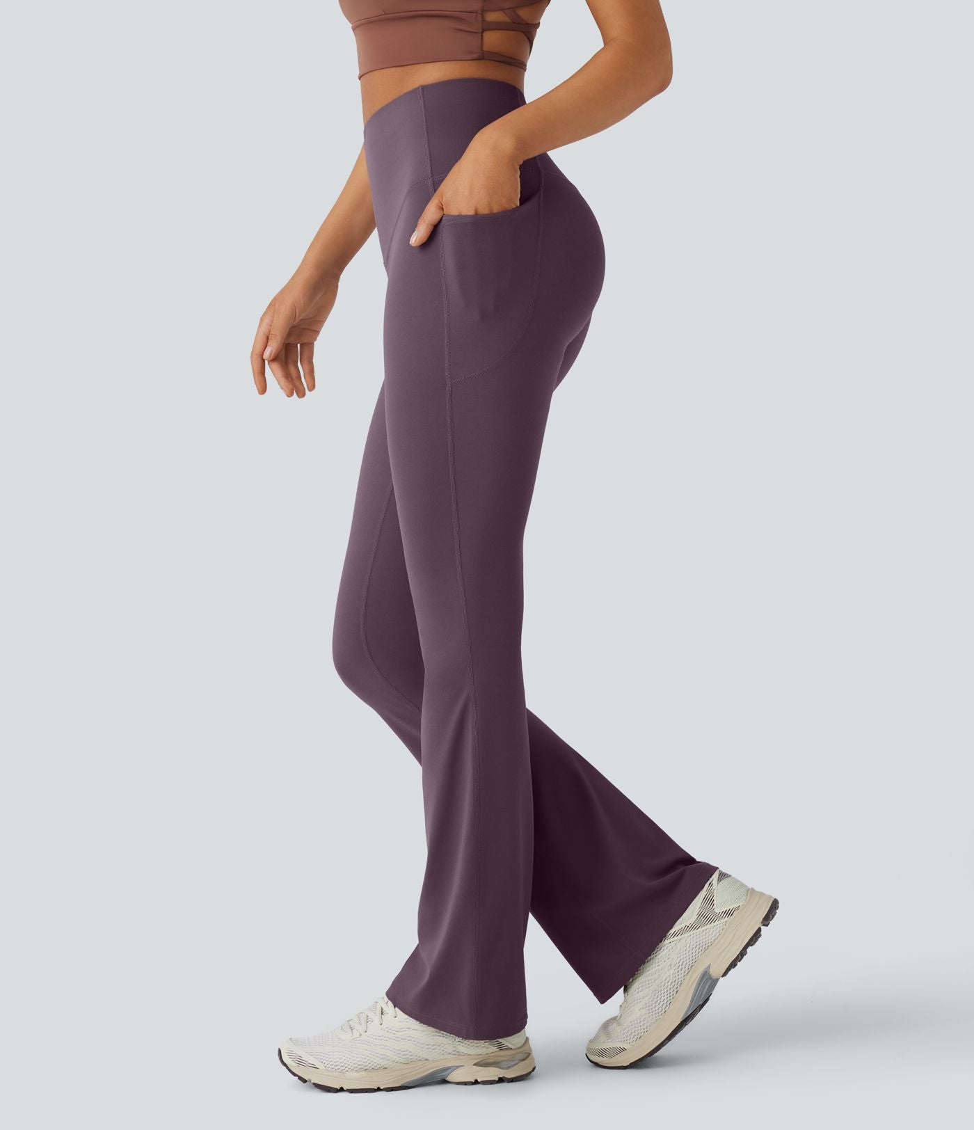Pantalon de yoga à coupe bootcut gainant taille haute avec poches Halara UltraSculpt™