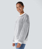 Pull col rond motif rayé bicolore à manches longues