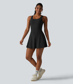 Robe de sport mini sans manches col U 2 en 1 avec soutien-gorge intégré et poches - Easy Peasy