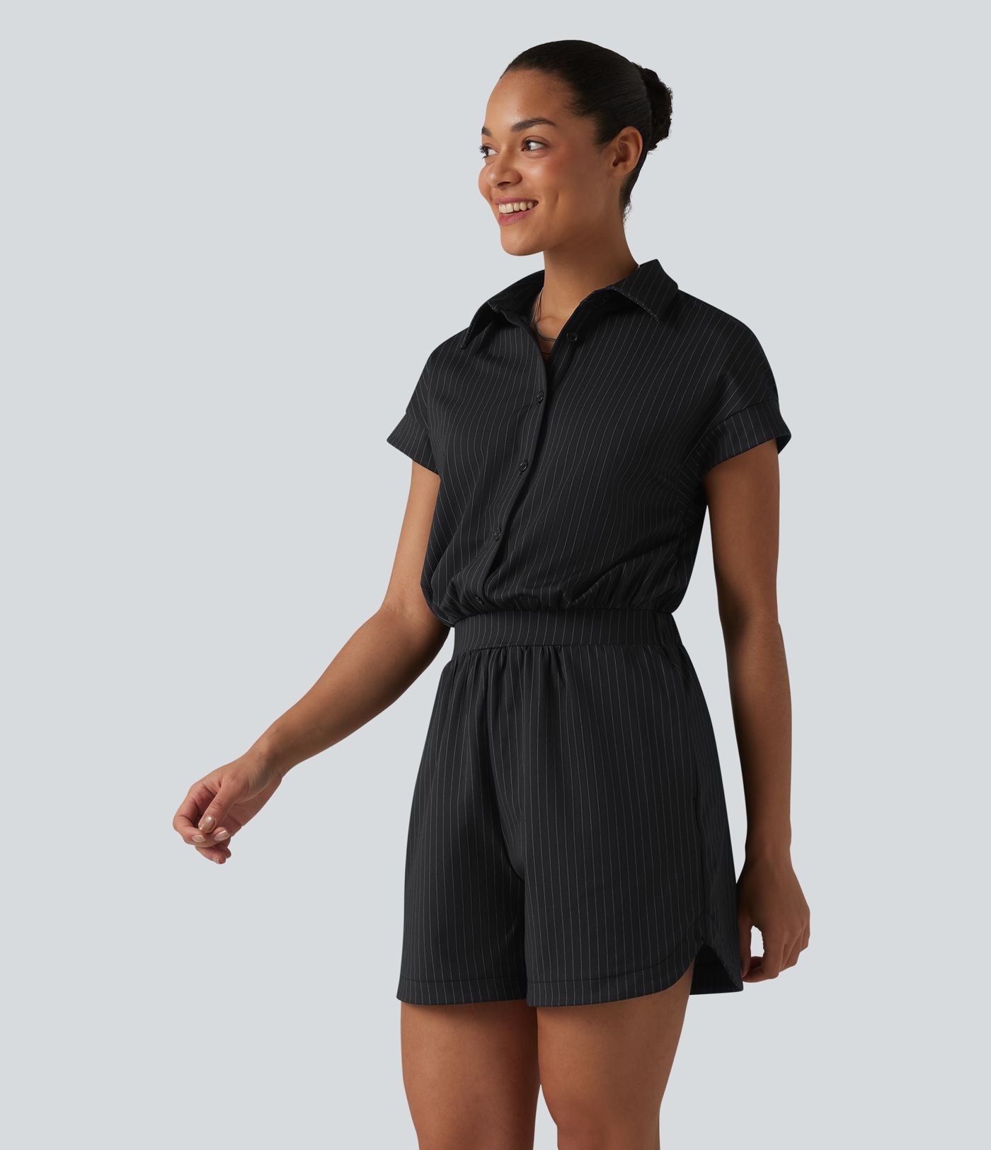 Combinaison short casual à manches courtes rayée avec poches — Édition Easy Peasy