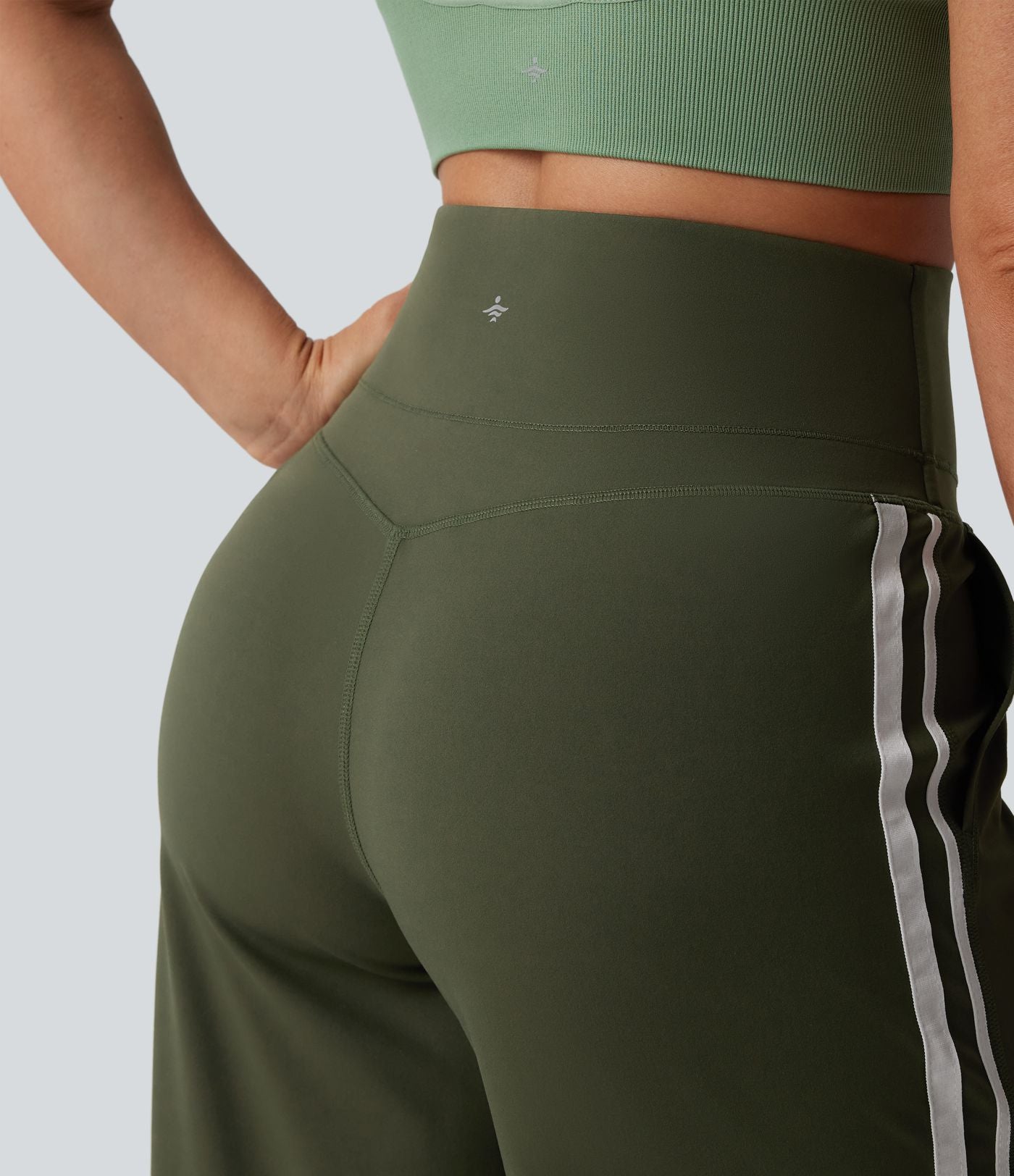 Pantalon ample yoga Halara UltraSculpt™ taille haute gainant à rayures color block avec poches