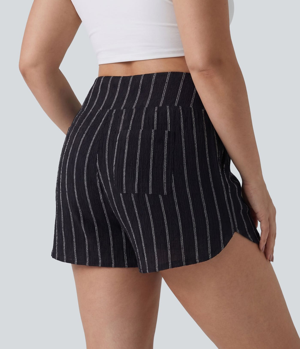 Short rayé grande taille taille haute avec ourlet arrondi et poches