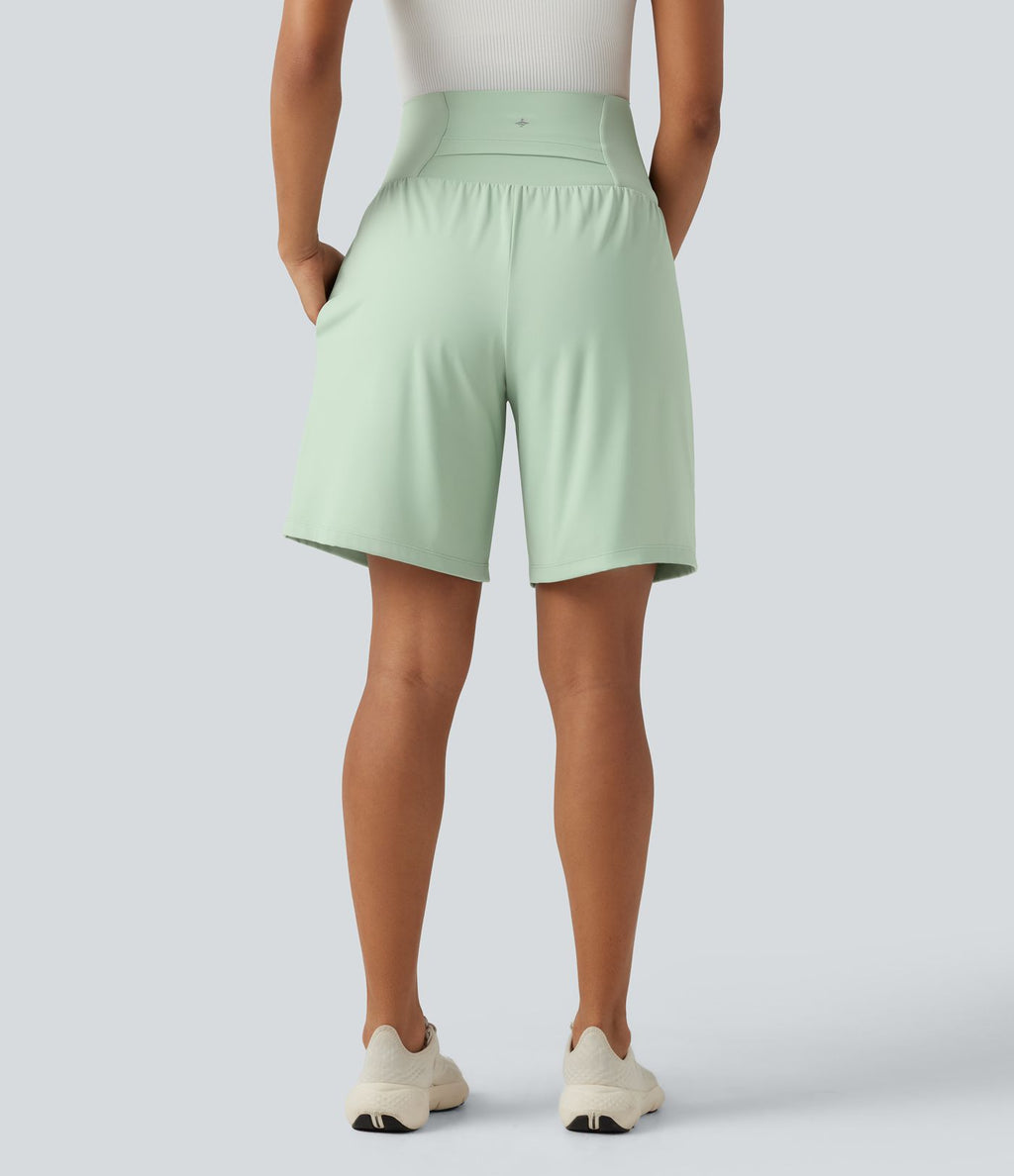 Short de yoga maternité SoftlyZero™ Airy 2-en-1, taille très haute, à effet frais InstantCool, 22,5 cm, avec poches