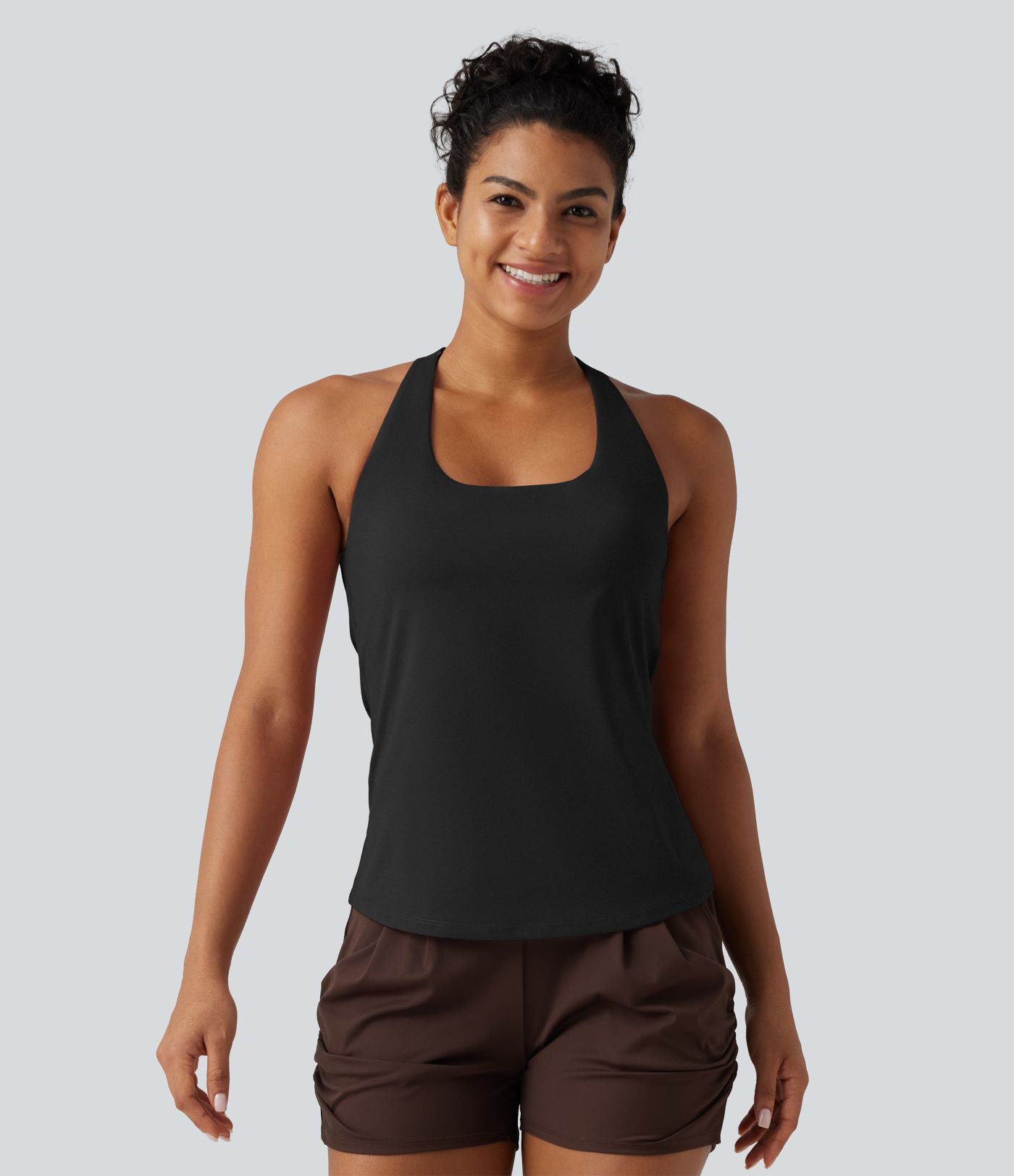 Débardeur de yoga à encolure U, toucher frais, séchage rapide, coussinets amovibles et protection solaire UPF 50+