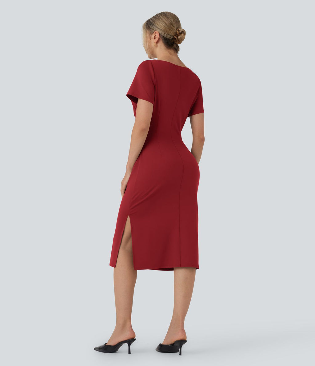 Robe tailleur mi-longue moulante manches courtes froncée