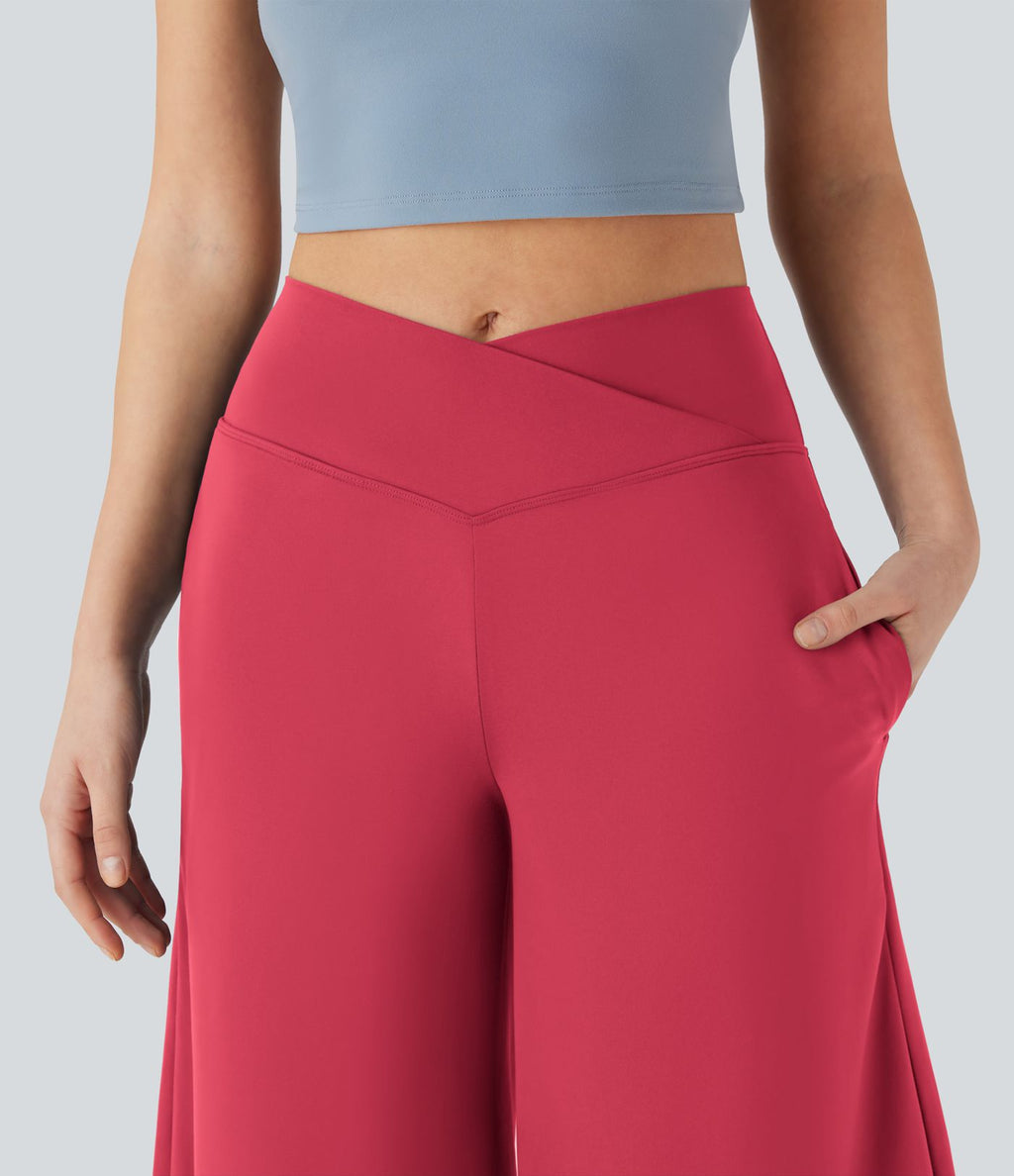 Pantacourt de yoga Cool Touch Softlyzero™ aérien à taille haute croisée, jambe large et poches