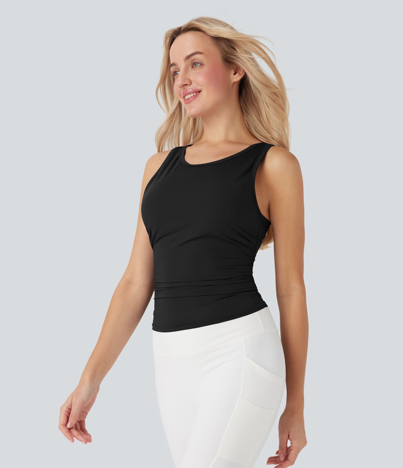 Débardeur de yoga Cool Touch à col rond, dos nageur, fronces et soutien-gorge intégré