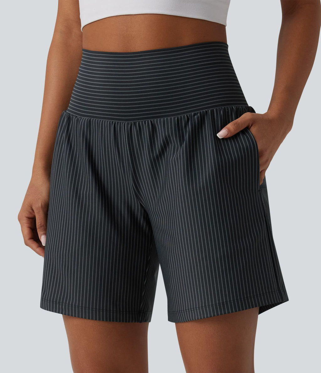 Short yoga 2-en-1 à rayures taille super haute 17,5 cm avec poches