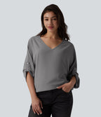 Blouse esprit bureau défroissage facile, col V et manches longues