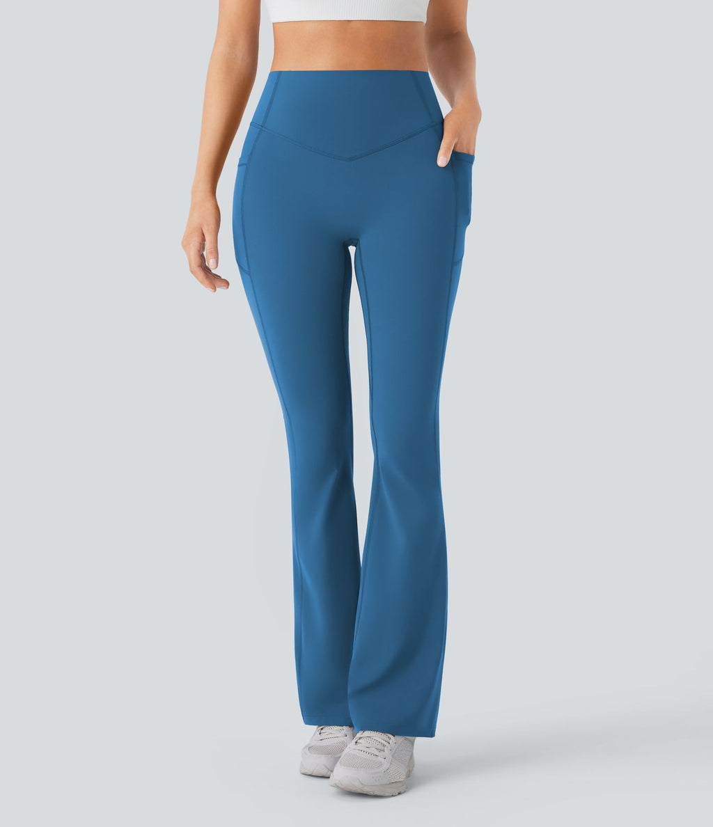 Pantalon de yoga à coupe bootcut gainant galbant taille haute avec effet scrunch et poches Halara UltraSculpt™