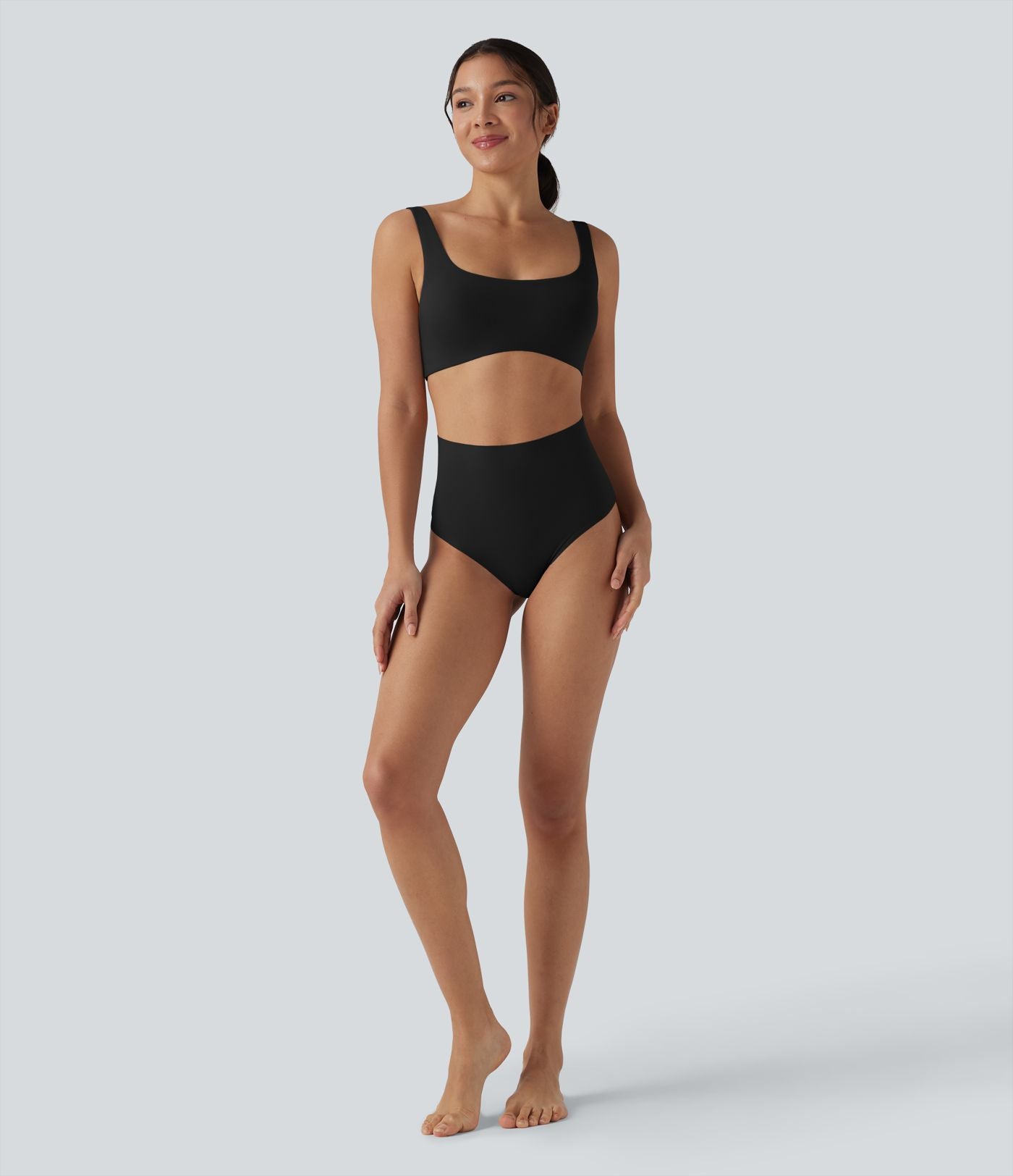 Brassière détente à encolure carrée