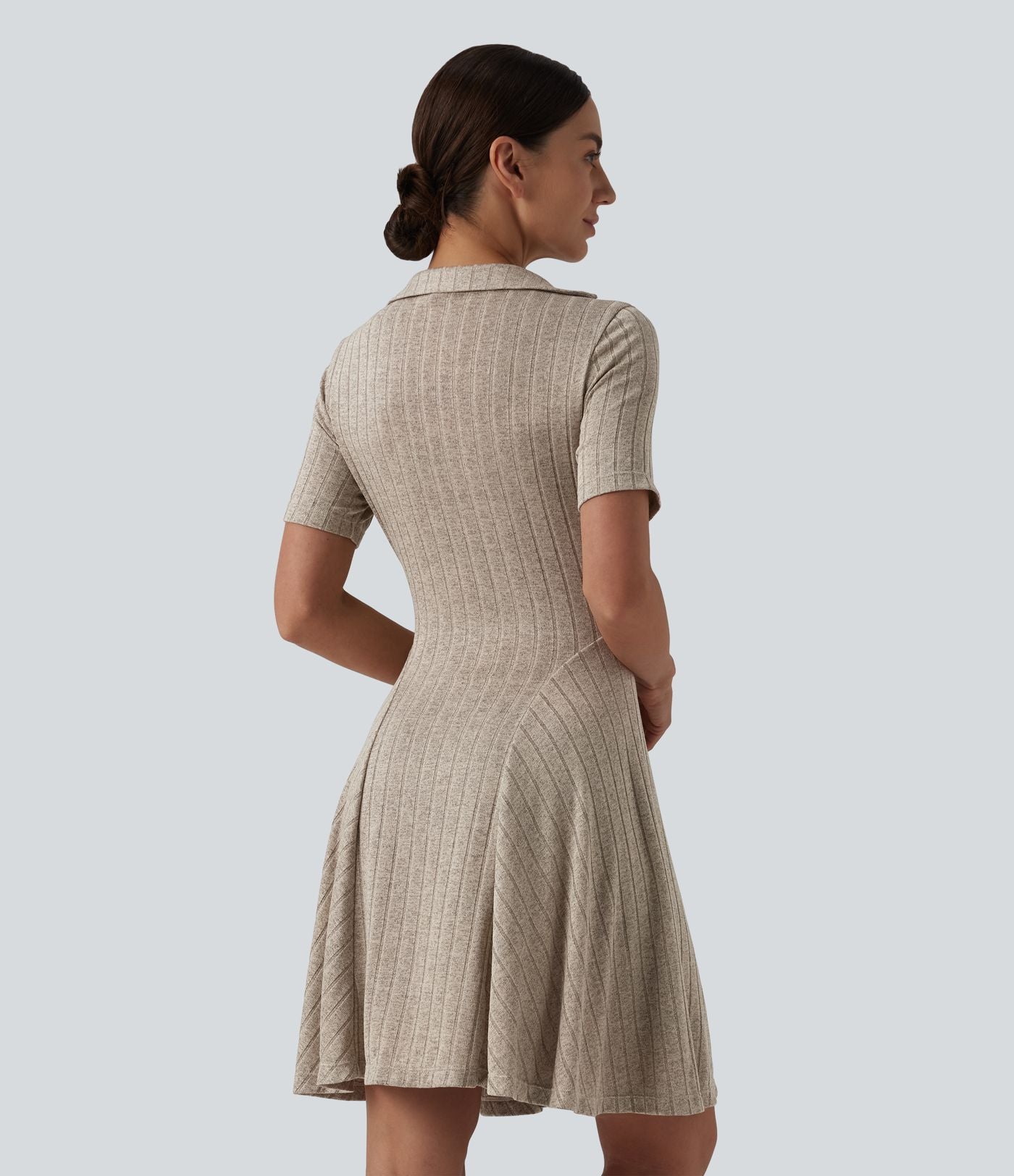 Robe mini casual évasée col V manches courtes en maille côtelée