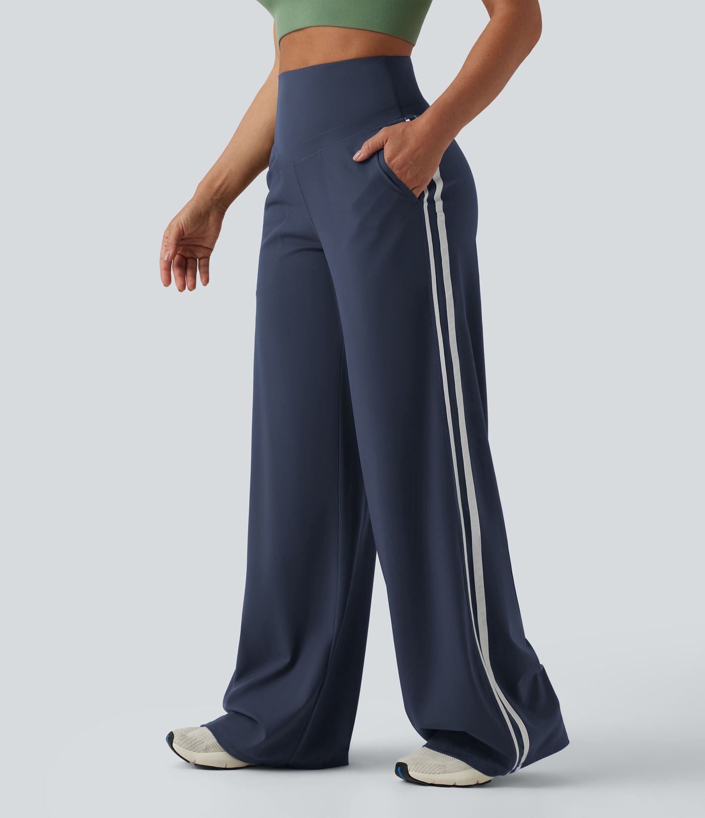 Pantalon ample yoga Halara UltraSculpt™ taille haute gainant à rayures color block avec poches