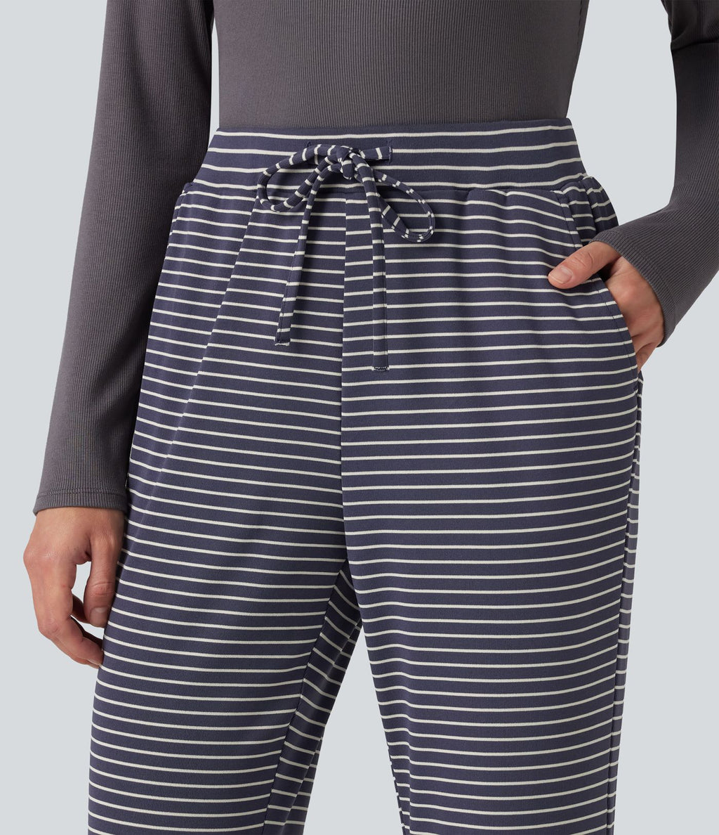 Pantalon décontracté à rayures en maille côtelée, taille mi-haute, cordon de serrage et coupe bootcut, avec poches