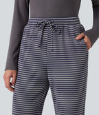 Pantalon décontracté à rayures en maille côtelée, taille mi-haute, cordon de serrage et coupe bootcut, avec poches
